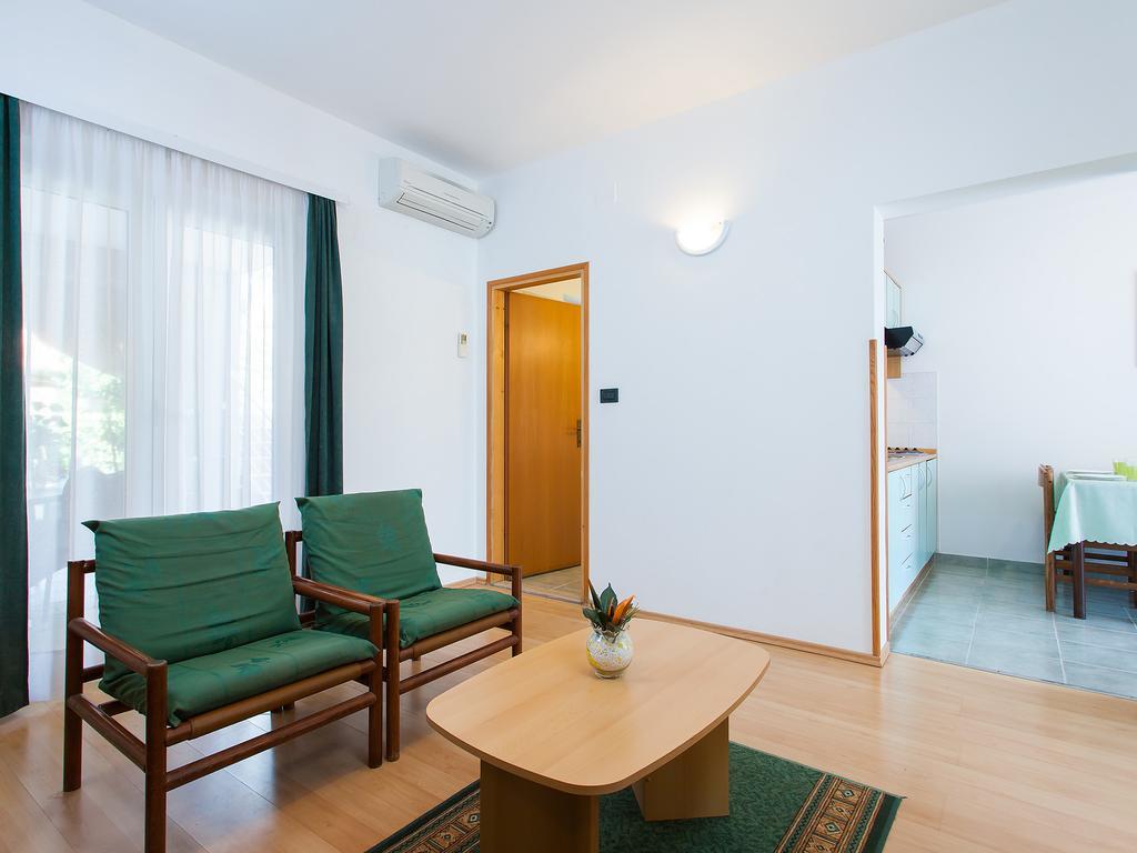 Apartments Villa Brioni I فاجانا الغرفة الصورة