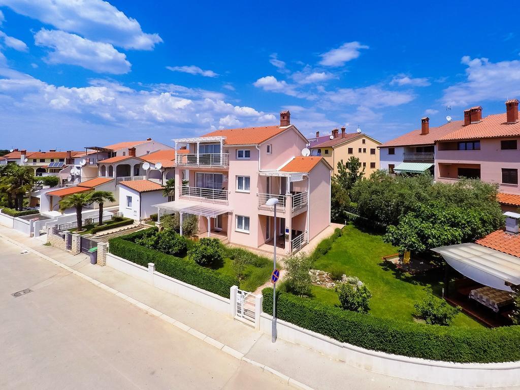 Apartments Villa Brioni I فاجانا المظهر الخارجي الصورة
