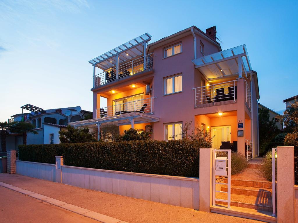 Apartments Villa Brioni I فاجانا المظهر الخارجي الصورة